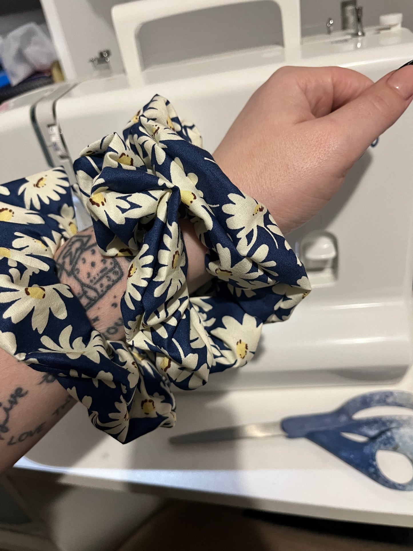 Large scrunchies